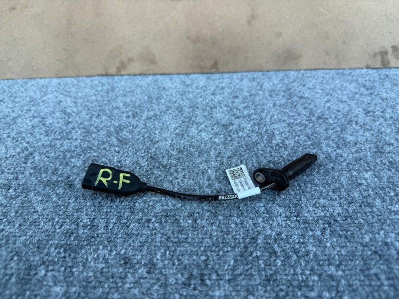 RIVIAN R1S R1T 22-26 OEM LEFT OR RIGHT ABS WHEEL SPEED SENSOR PT00052788-D