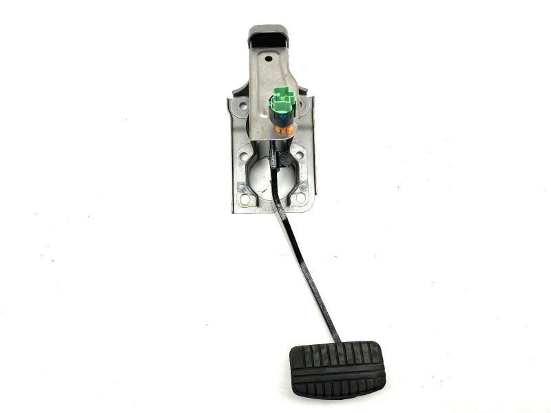 Brake Pedal Fits 2009 Mitsubishi Outlander 79854
