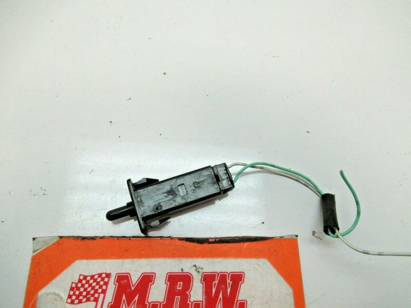 GLOVE BOX DOOR LIGHT SWITCH WIRE PLUG CONNECTOR COMPARTMENT BIN for 94-99 CELICA