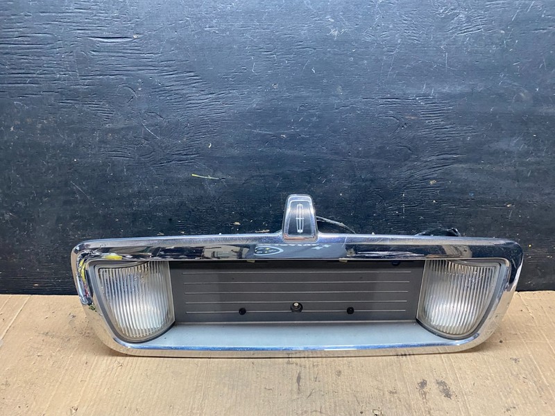 2003 to 2011 Lincoln Town Car Rear License Plate Trim Panel OEM T4132 DG