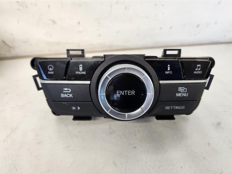 2014-2017 Acura Mdx Ac Climate & Audio Radio Control Panel 39050-Tz5-A11