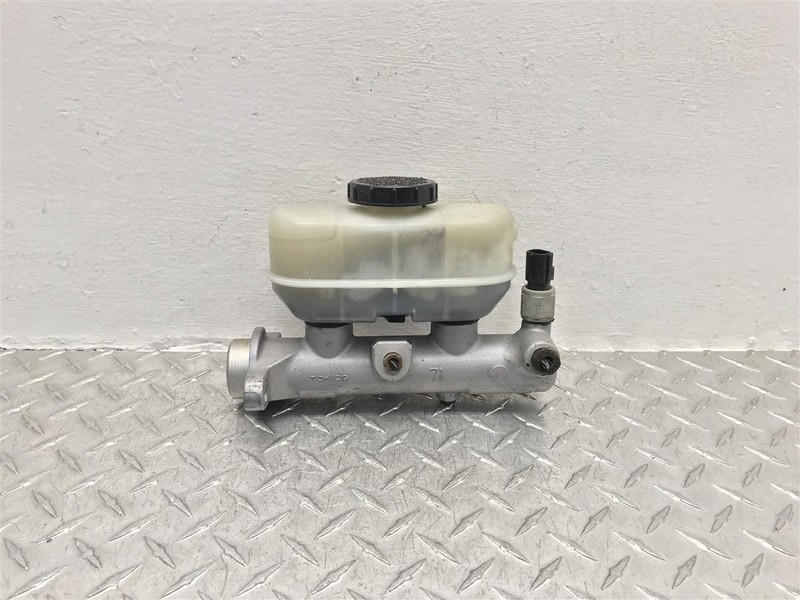 03-04 FORD F150 BRAKE MASTER CYLINDER W/CRUISE W/DISC BRAKES OEM 3L3Z-2140-DA