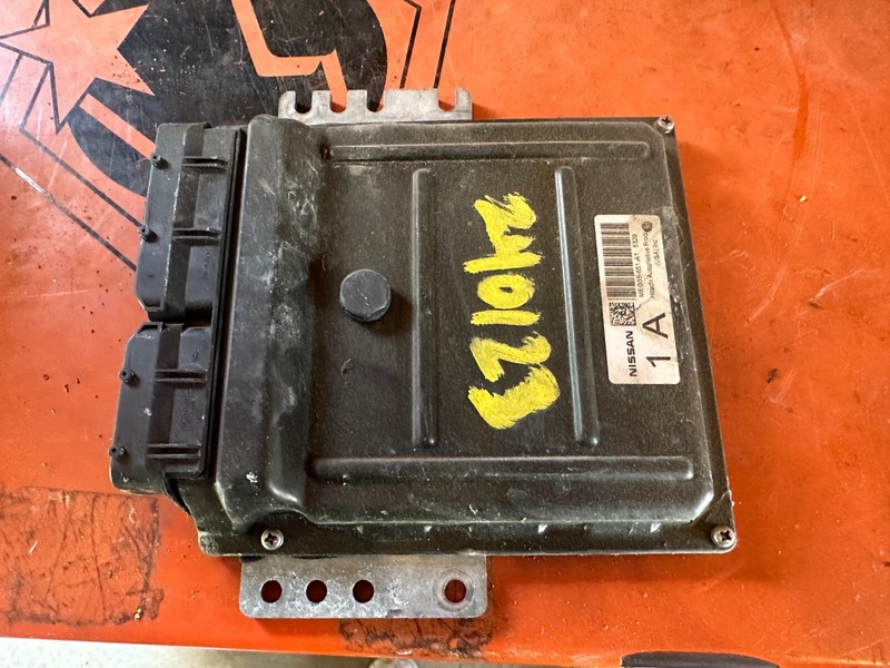 05 NISSAN PATHFINDER XTERRA OEM 4x4 ENGINE COMPUTER ECU PCM 23710-EA220