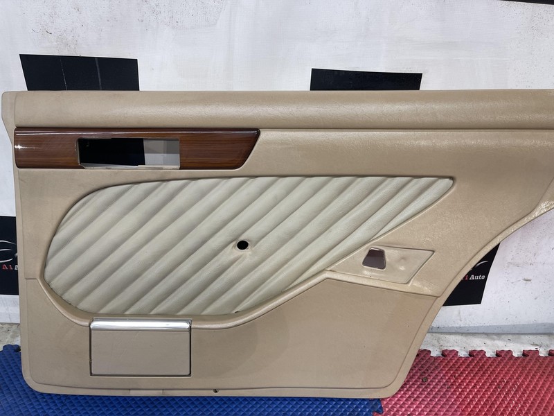 1986 1991 Mercedes W126 420SEL Rear Right Driver Side Interior Door Panel Beige
