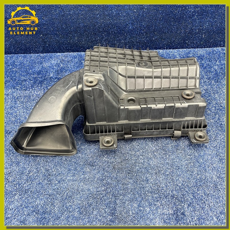 2013-2018 RAM 1500 5.7L HEMI Air Cleaner Filter Housing Lower Box OEM 53032406AA