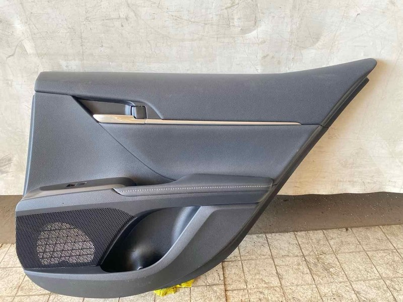 Rear Door Trim Panel TOYOTA CAMRY Right 23 24 22 21 20 19 18