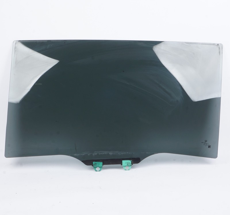 2018 - 2024 Honda Odyssey Rear Left Driver Side Door Window Glass OEM