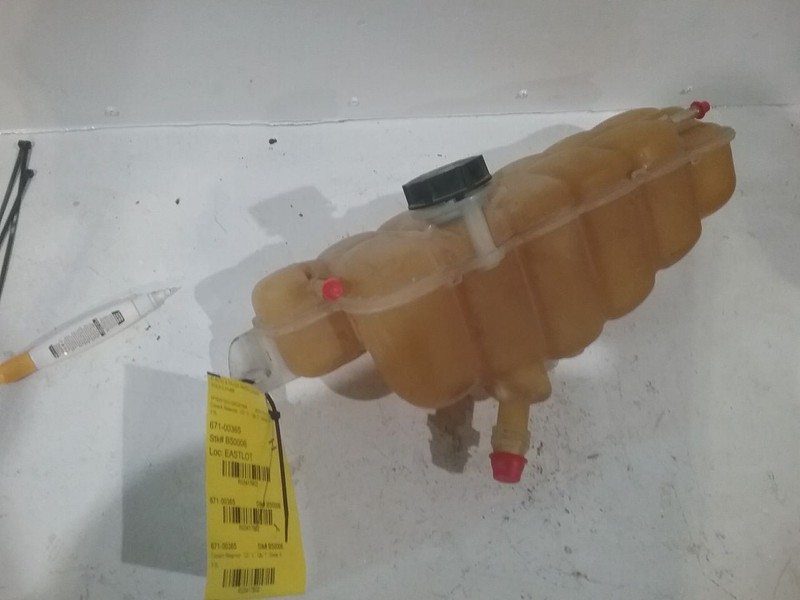 Coolant Reservoir Fits 15-23 FORD F150 PICKUP 3417902
