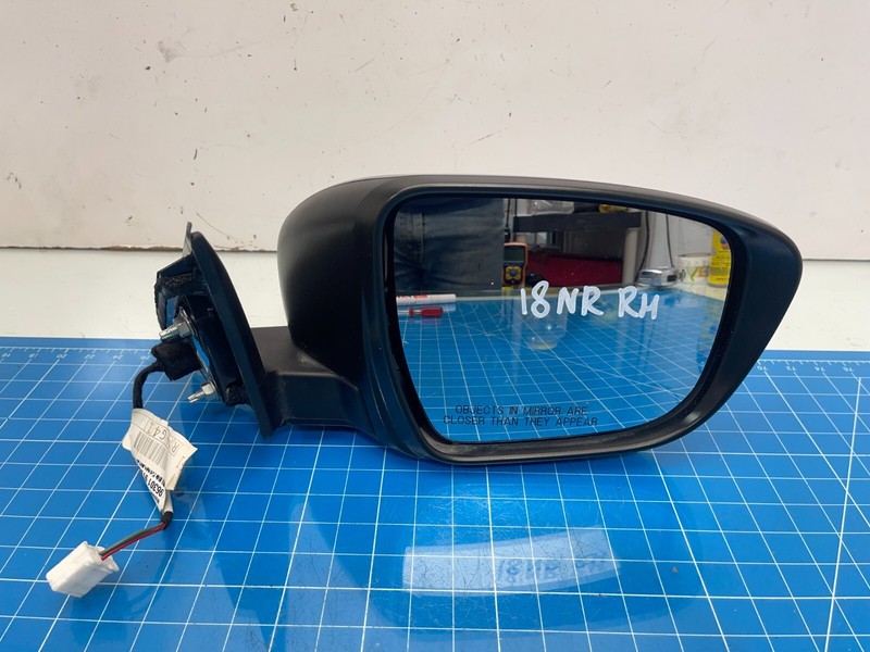 17-19 Nissan Rogue RIGHT PASSENG SIDE REAR VIEW DOOR MIRROR Heated Black G41 OEM