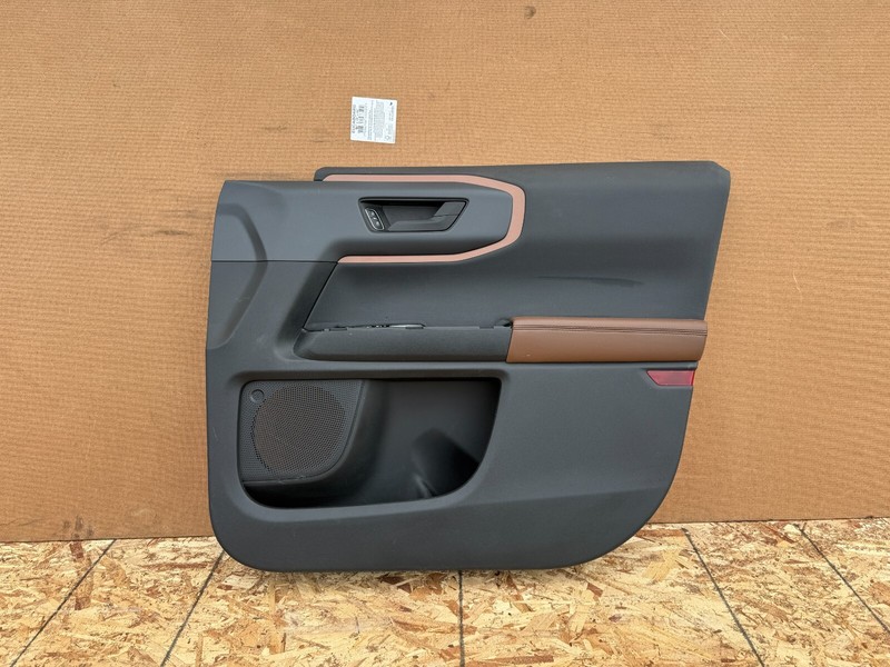 FORD BRONCO SPORT 21-25 OEM FRONT RIGHT PASSENGER DOOR PANEL ASSY (BLACK/COOPER)