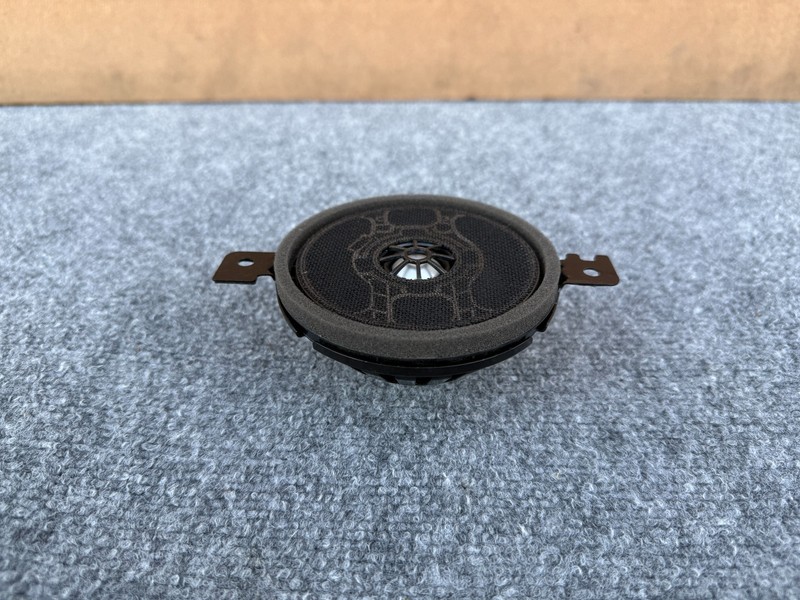 GENESIS GV70 2022-2026 OEM DASHBOARD AUDIO SPEAKER TWEETER BANG & OLUFSEN
