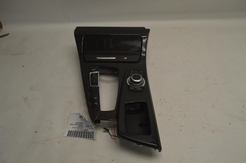 2011-2016 BMW 550I F10 CONSOLE SHIFTER TRIM IDRIVE MEDIA KNOB TRACTION PANEL OEM