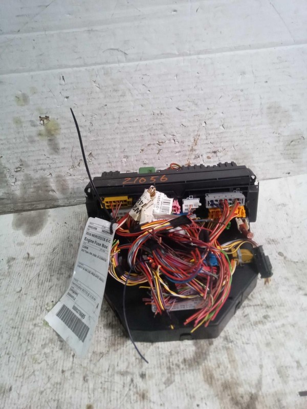 2016 Mercedes-Benz E-Class Fuse Box OEM 2125407050 Blue 103K Miles