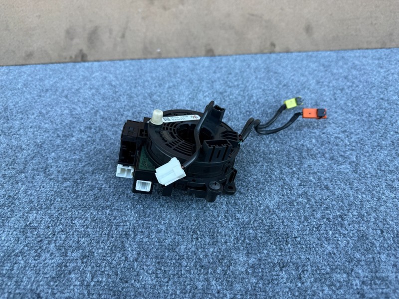 INFINITI Q60 2017-2022 OEM STEERING COLUMN CLOCK SPRING ANALOG ASSEMBLY