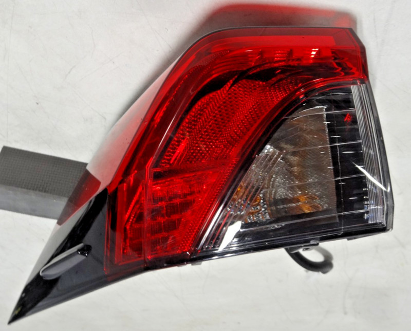 2021-2024 Toyota Rav-4 Left Driver Side Led Tail Light Factory Original Part!
