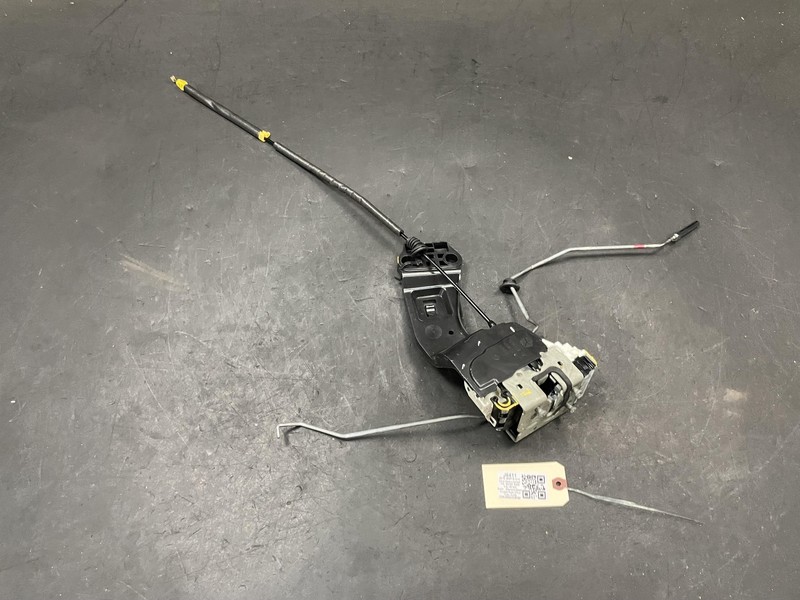 Front Right Door Lock Latch 2018 Jeep Grand Cherokee 04589924AH 2011 2012 - 2021