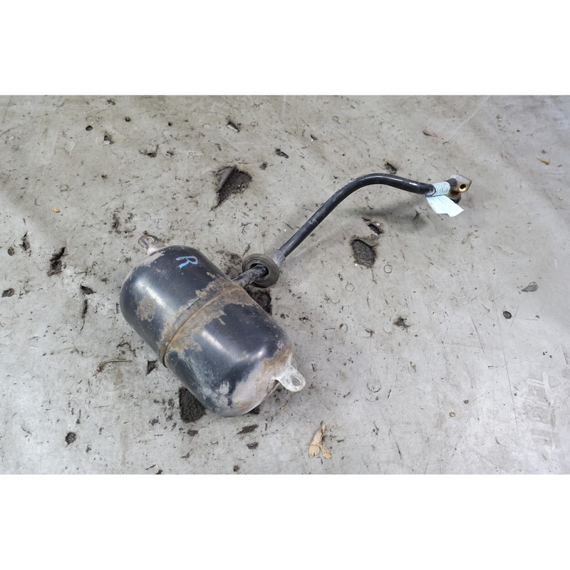 1999-2003 BMW E39 5-Series Touring Wagon Right Air Pressure Accumulator Rust OEM