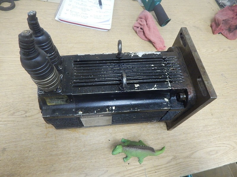 Reliance Electric 1326AB-B520E-21 Servo Motor R5 06855 199460.00 *FREE SHIPPING*