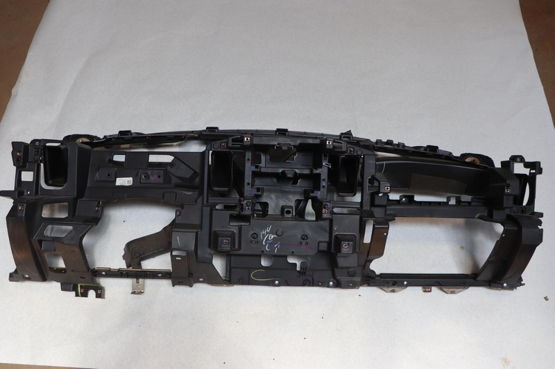 2014-2018 CHEVY SILVERADO 1500 DASHBOARD DASH REINFORCEMENT PLASTIC FRAME OEM