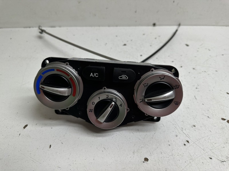 2010-2011 Hyundai Accent Heater A/C Temp Climate Control Switch Panel HVAC Oem