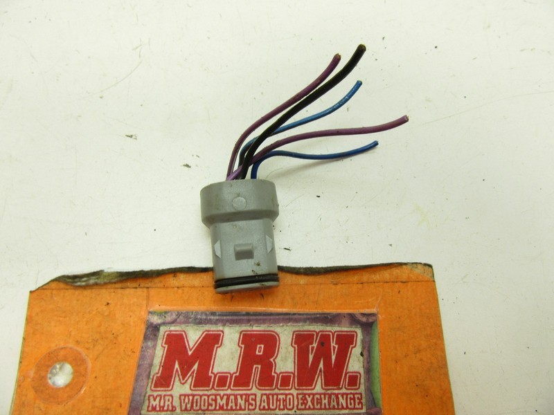 SAAB 900 CONVERTIBLE WIRE PLUG CONNECTOR PASSENGER R RIGHT DOOR LATCH ACTUATOR