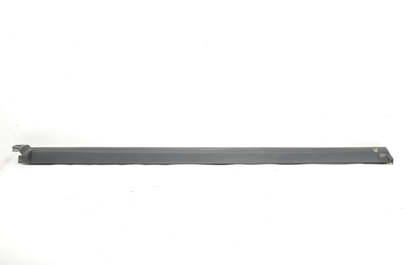 15-23 Land Rover Discovery Sport L550 RIGHT Side Skirt Rocker Molding Panel OEM