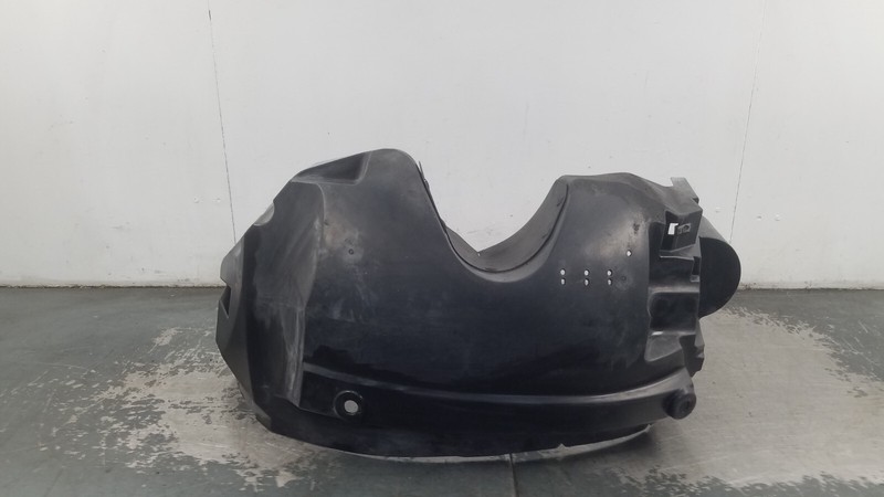 2003 03 04 Mercury Marauder Right Front Inner Fender Liner #6832 D6