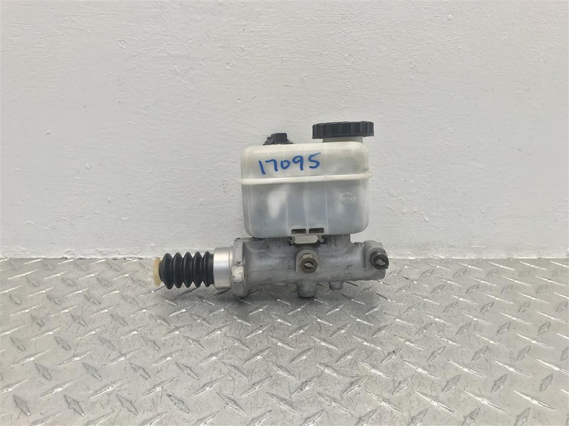 02 03 04 FORD EXPEDITION NAVIGATOR 4.6L 2WD BRAKE MASTER CYLINDER OEM 541-01265