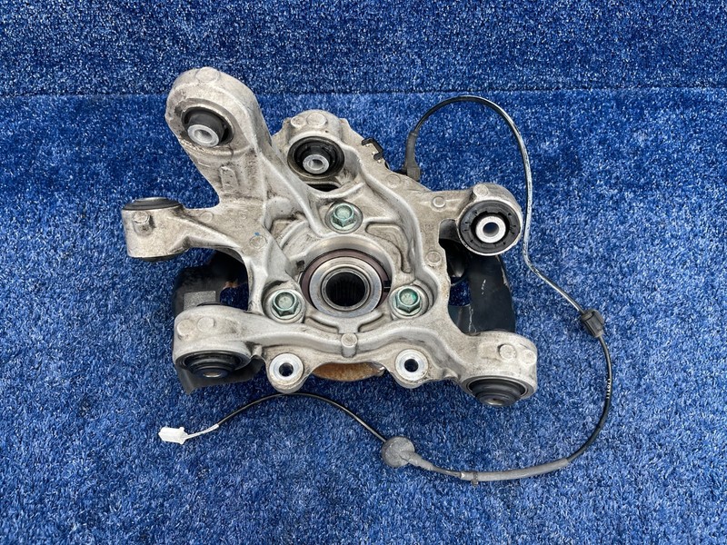 17-20 FIAT 124 SPIDER REAR LEFT DRIVER SIDE SPINDLE KNUCKLE HUB ASSEMBLY OEM
