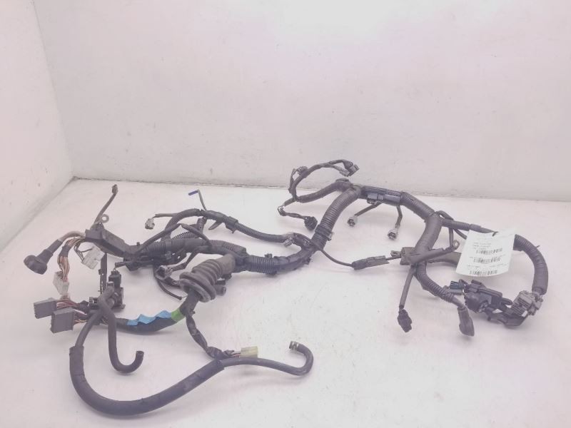 90 91 92 93 Toyota MR2 2.2L RWD AT Engine Wire Harness 82121-17310