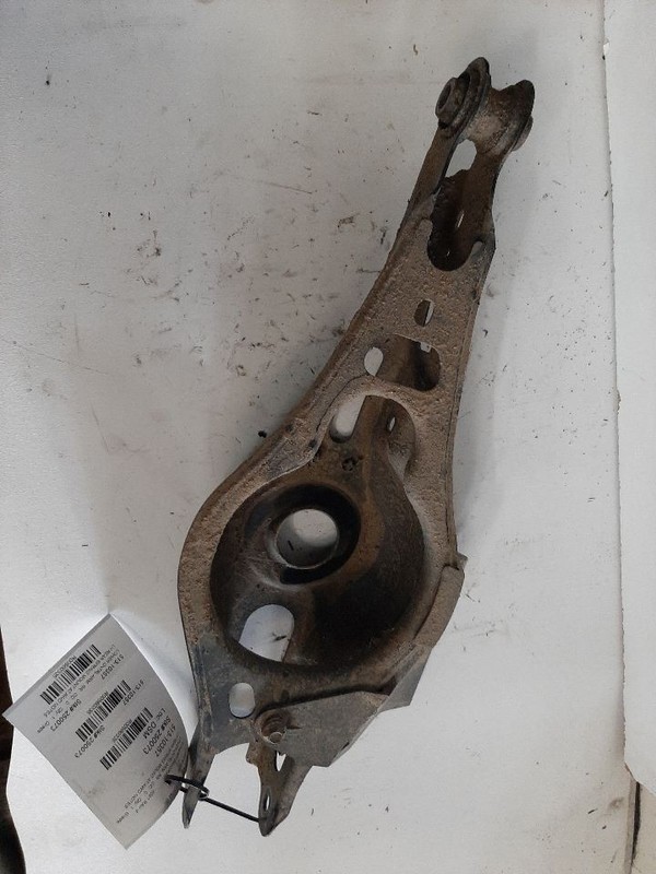 19 20 21 22 23 TOYOTA RAV 4 REAR DRIVER LEFT SPRING MOUNT