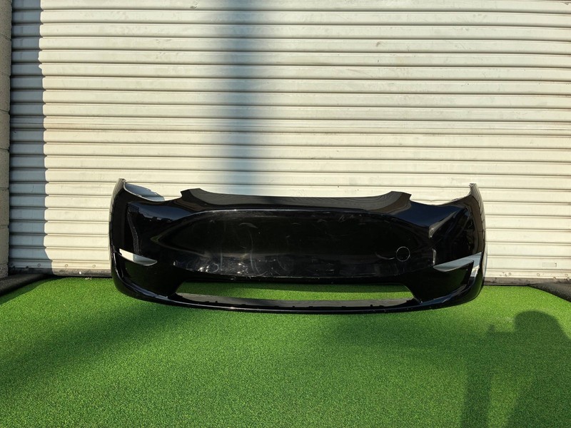 ✅ 20-21 Tesla Model Y Front Bumper Cover Black No Sensor OEM /broken