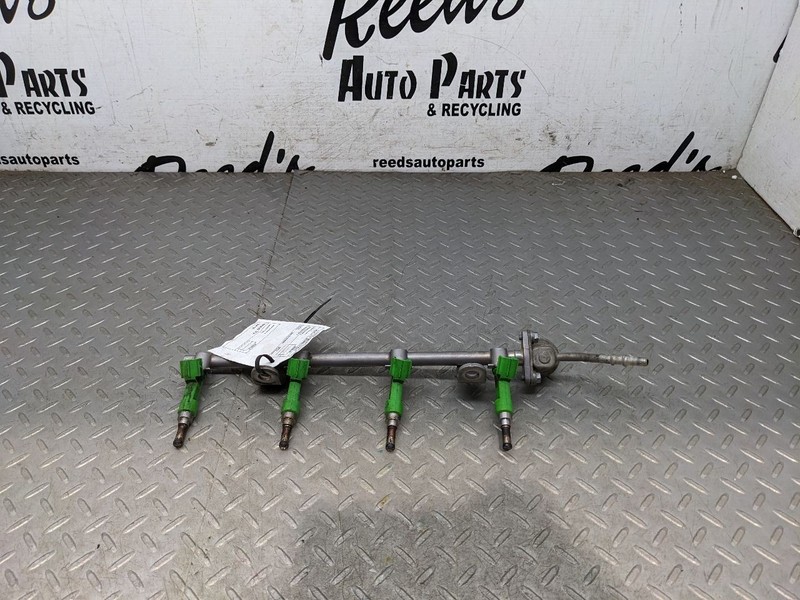 2010-2017 TOYOTA CAMRY FUEL RAIL W/ INJECTOR SET 23814-36040 OEM 1167077