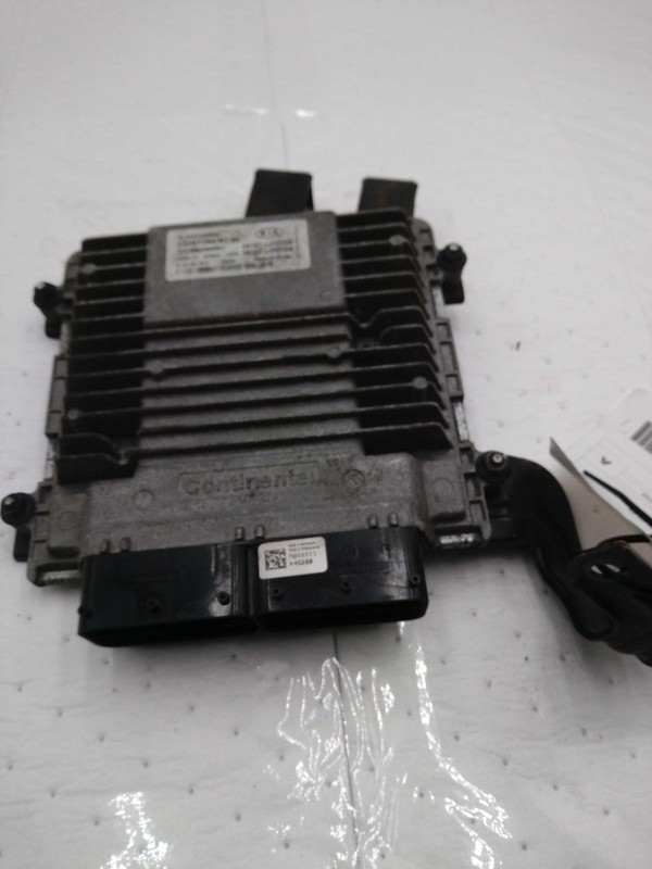 2016 KIA Sportage Engine Control Module ECM Black 2.4L OEM 138k Miles