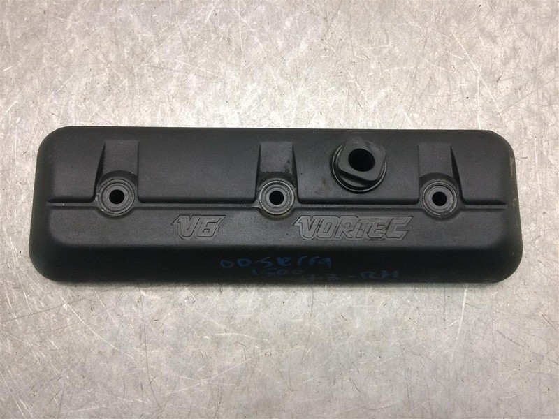 2000 SIERRA 1500 4.3L PASSENGER VALVE COVER OEM