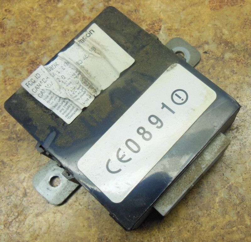 2002 Honda Goldwing GL1800 GL 1800 Trunk Lock Control Box Unit Omron Luggage 02