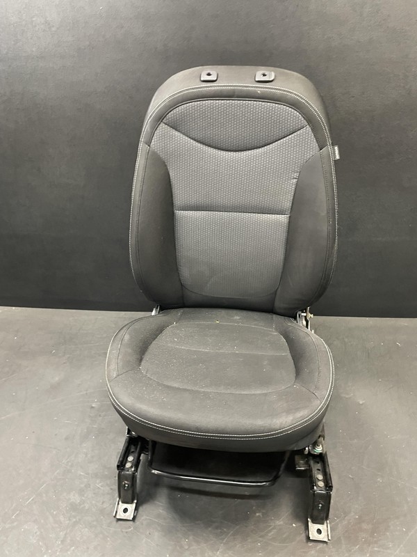 Front Left Driver Side Seat Cloth 2017 Kia Soul 2018 2019 X
