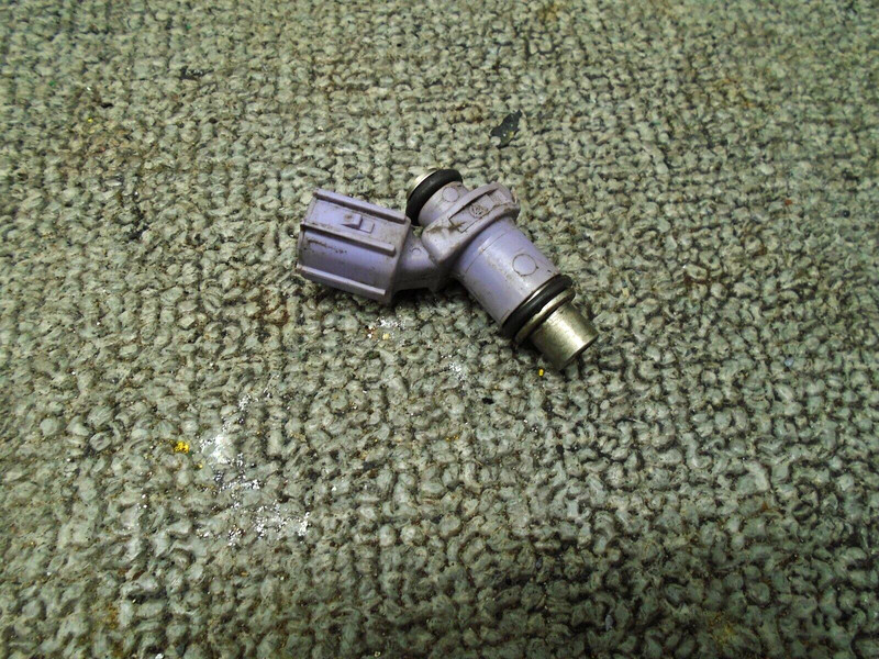 FUEL INJECTOR ASSY 6P2-13761-10-00 YAMAHA 2006-2015 200-250 HP OUTBOARD PART
