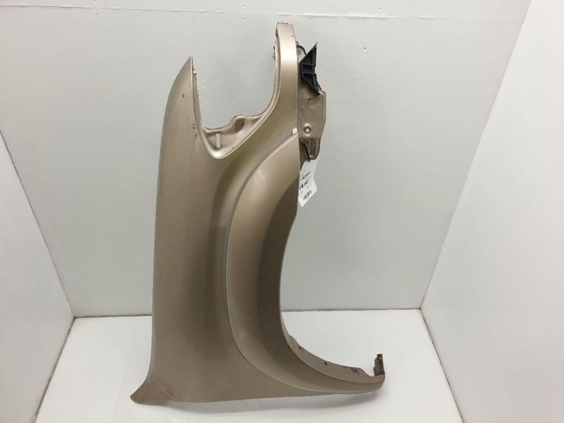 05 06 07 TOYOTA SEQUOIA LIMITED PASSENGER RIGHT FENDER GLD-4Q2