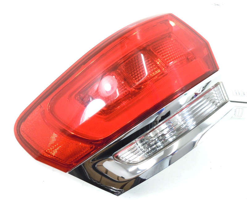 14-21 Jeep Grand Cherokee Quarter Panel Mounted Tail Light Driver Left OEM