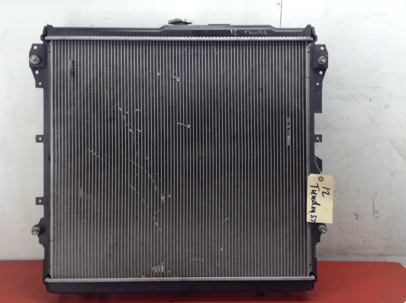 07-13 TOYOTA TUNDRA 5.7L ENGINE COOLING RADIATOR OEM