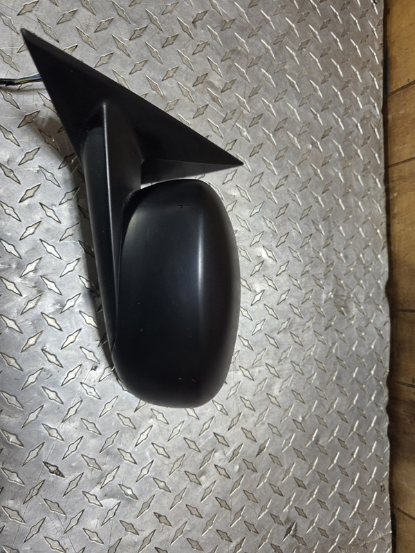 2005-2010 Chrylser 300 Black Basic Driver Left Side Mirror Oem Tested