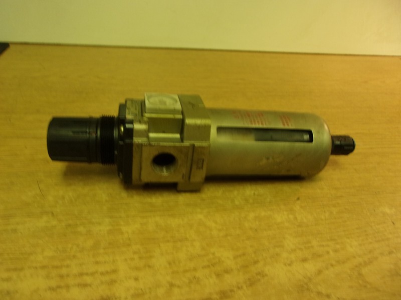 SMC AW40-04DE