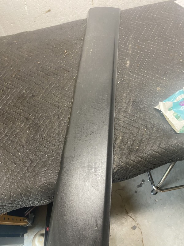 2017 Kia Sorento LX Left Side Skirt OEM
