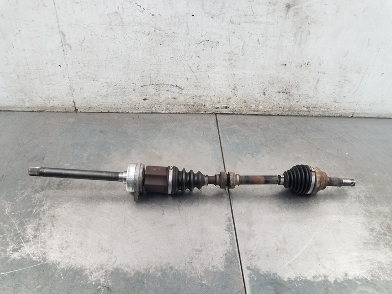 2015 Nissan Juke Nismo RS Right Front CV Axle / Intermediate #0317 J2