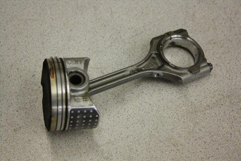 2012 HONDA NC 700 X OEM PISTON W/ CONNECTING ROD ENGINE MOTOR CYL #1 NC700 12