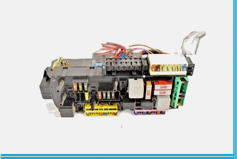 10-11 Mercedes W212 E350 E550 Rear SAM Module Fuse Box Relay 2129000004 OEM