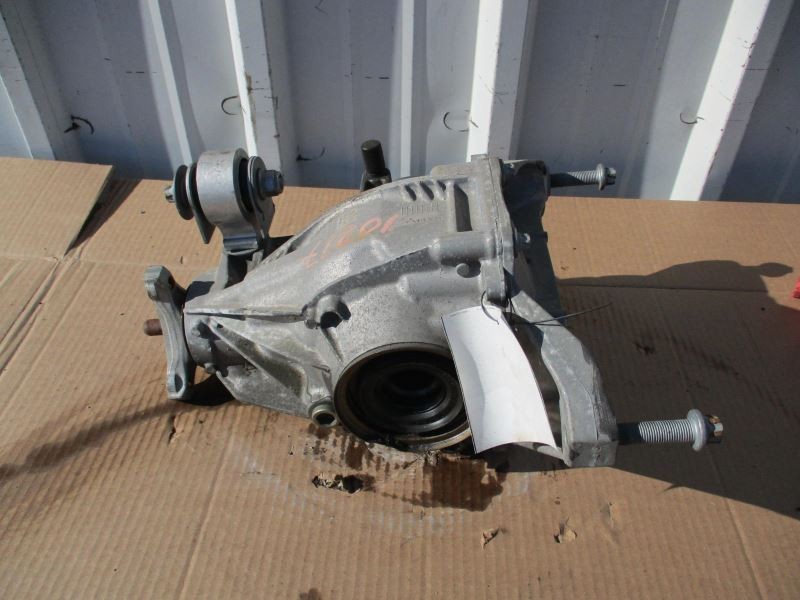 15-17 MERCEDES C-CLASS REAR CARRIER ASSEMBLY 42K 21427