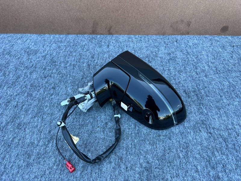 INFINITI QX60 2022-2026 OEM LEFT DRIVER DOOR MIRROR WITH CAMERA ASSEMBLY (BLACK)