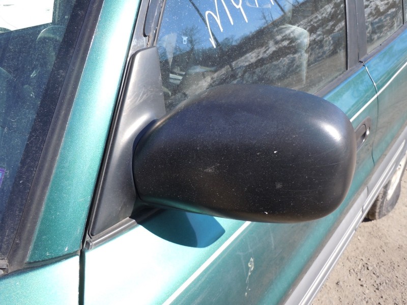 1996-2000 Toyota RAV4 Power Door Mirror Driver Left 4 Door
